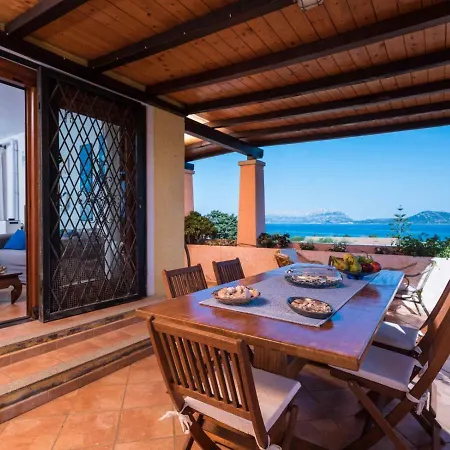 Apartment La Casa Sul Mare Olbia