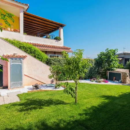 Apartment La Casa Sul Mare Olbia